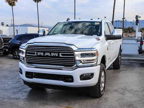 Used 2024 RAM 2500 Laramie AWD/4WD image 4