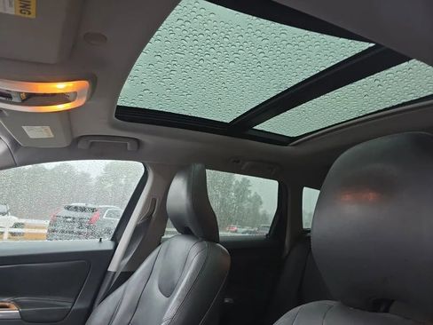 Used 2017 Volvo XC60 T5 Inscription image 17