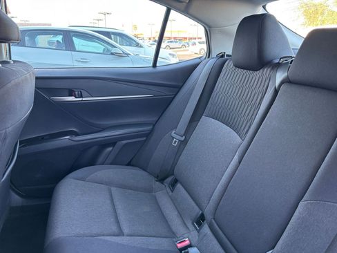 Used 2025 Toyota Camry LE image 38