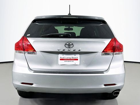 Used 2011 Toyota Venza image 3