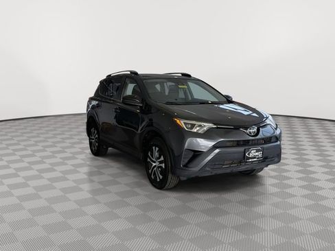 Used 2018 Toyota RAV4 LE w/ Carpet Mat Package image 2