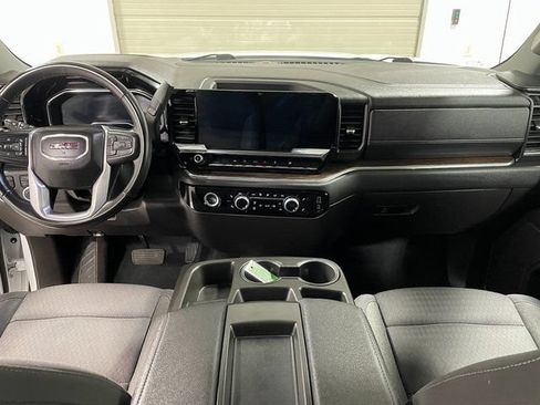 Used 2023 GMC Sierra 1500 SLE AWD/4WD image 13