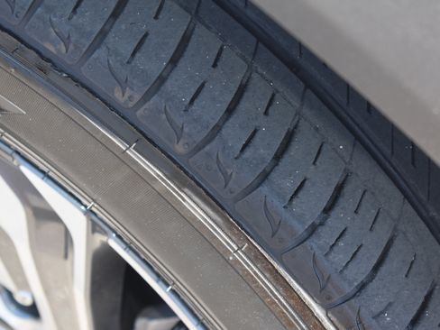 Used 2023 Hyundai Santa Fe SEL image 11