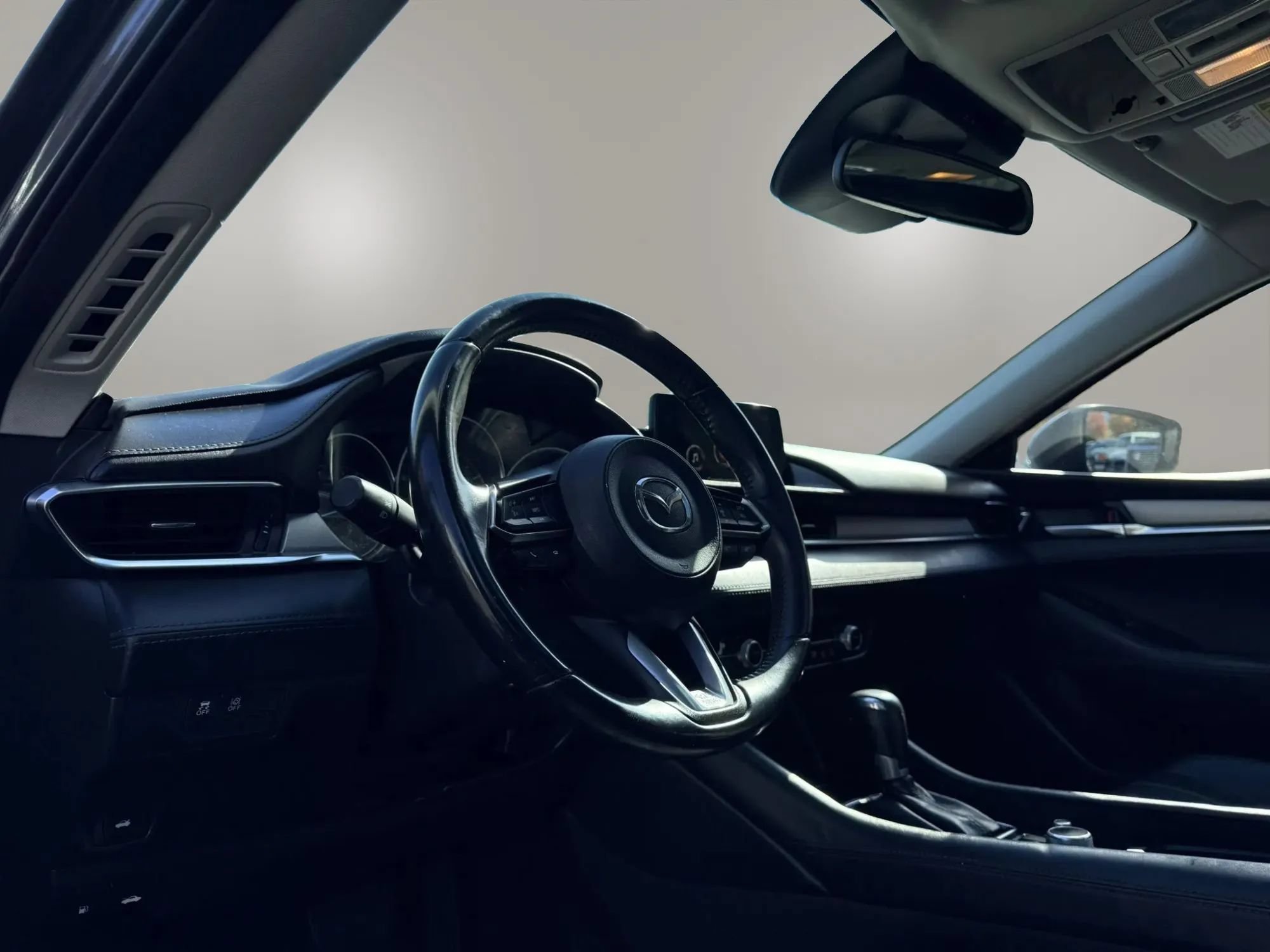 Used 2018 MAZDA MAZDA6 Touring FWD image 8