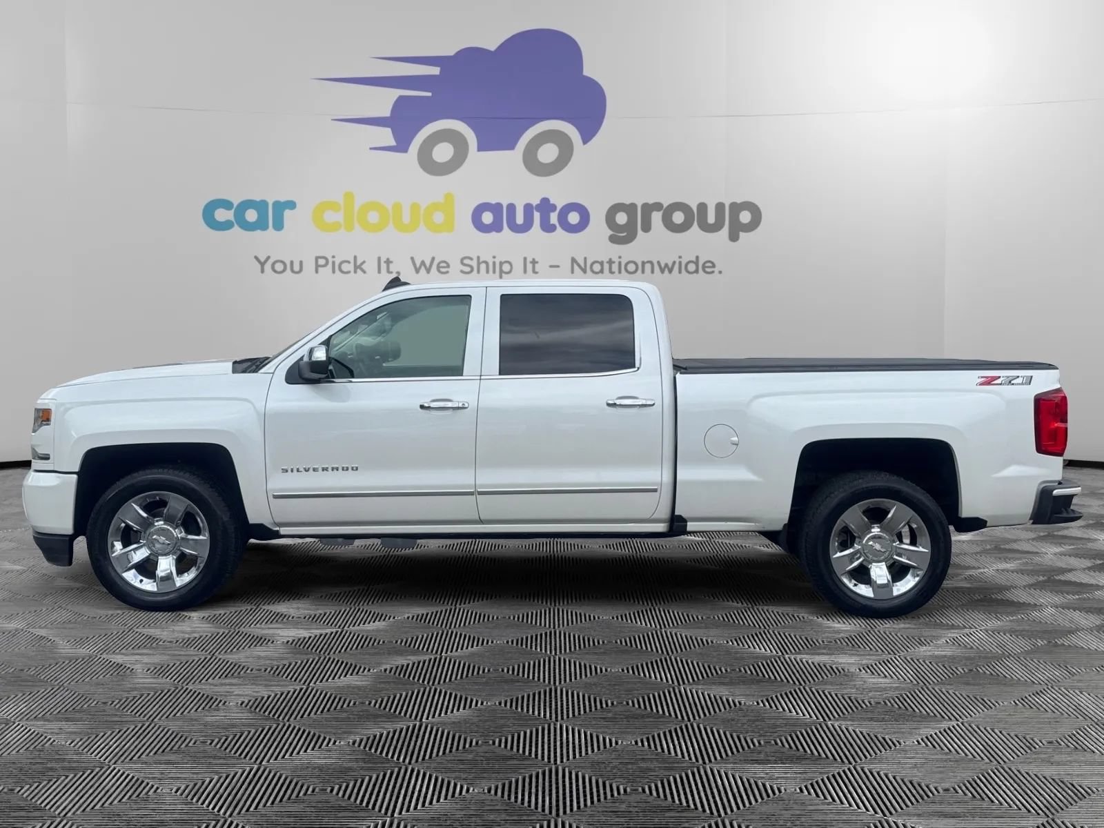 Used 2018 Chevrolet Silverado 1500 LTZ Z71 AWD/4WD image 2