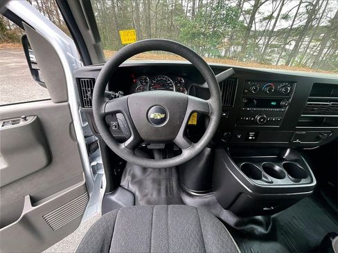 Certified 2023 Chevrolet Express 2500 w/ Driver Convenience Package image 8