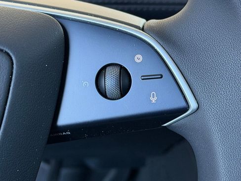 Used 2026 Tesla Model Y Long Range image 16