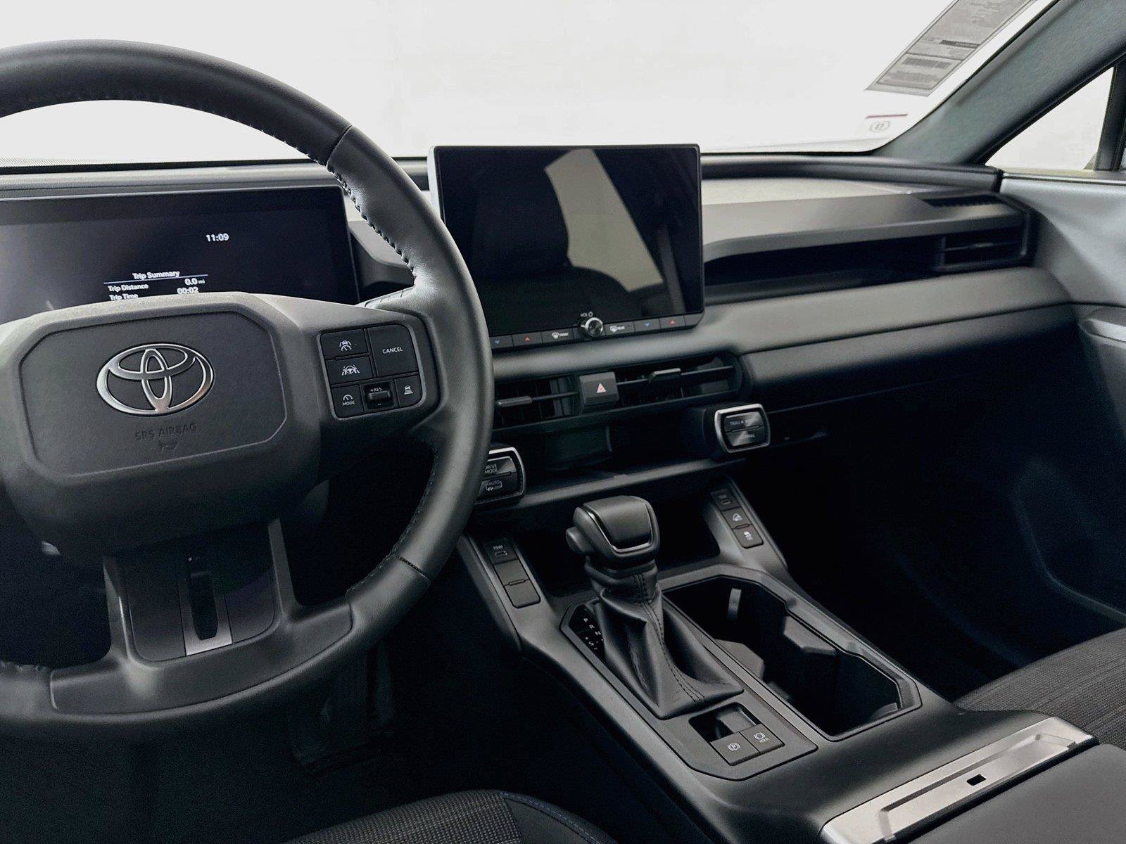 Used 2026 Toyota RAV4 SE w/ Weather Package AWD/4WD image 32