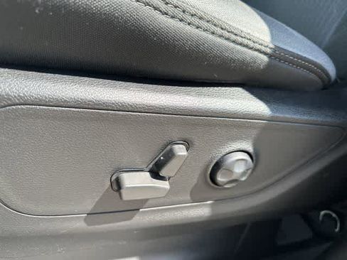 Used 2021 RAM 1500 Big Horn AWD/4WD image 8