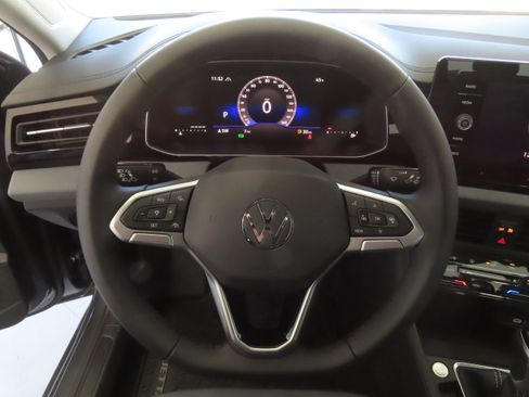 New 2026 Volkswagen Jetta SE FWD image 16