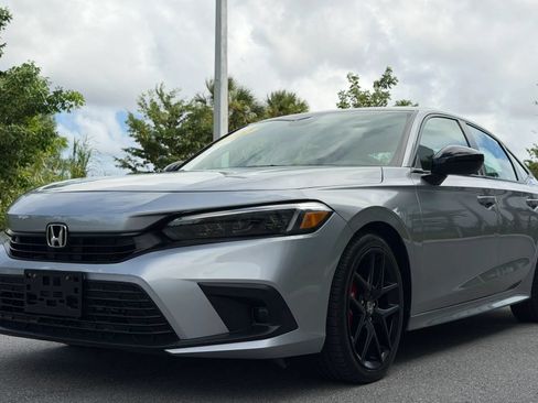 Used 2022 Honda Civic Sport image 15