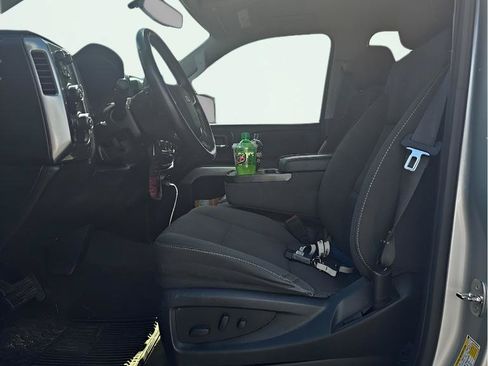Used 2018 Chevrolet Silverado 1500 LT w/ All Star Edition AWD/4WD image 4