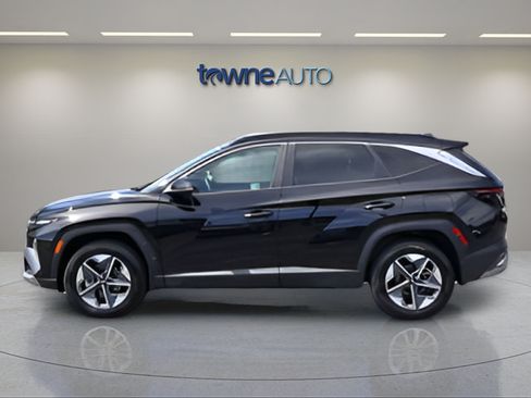 Used 2025 Hyundai Tucson SEL AWD/4WD image 3