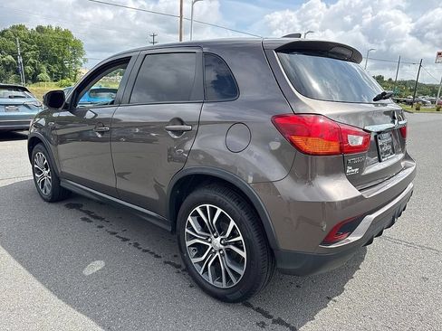 Used 2019 Mitsubishi Outlander Sport LE FWD image 5