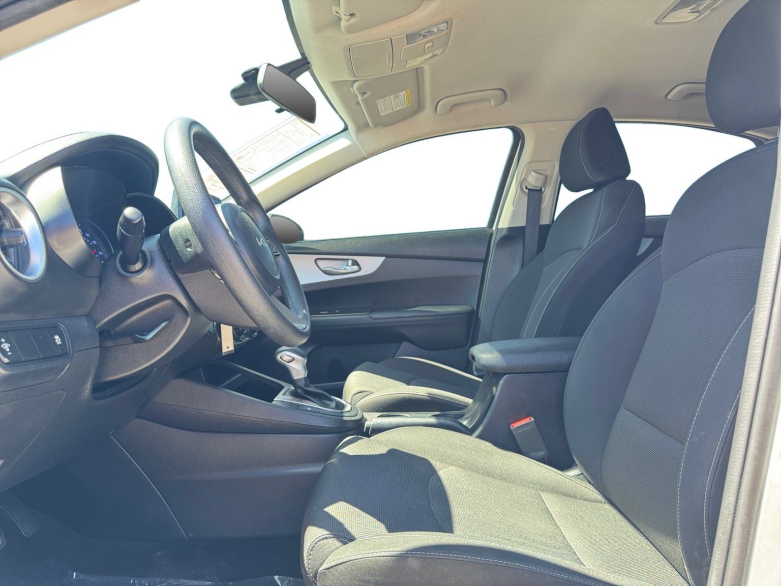 Used 2023 Kia Forte LXS FWD image 10