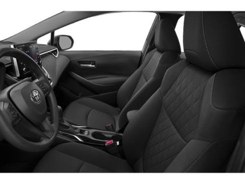 Used 2022 Toyota Corolla LE image 9