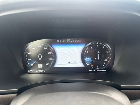 Used 2017 Volvo V90 T6 Cross Country image 25