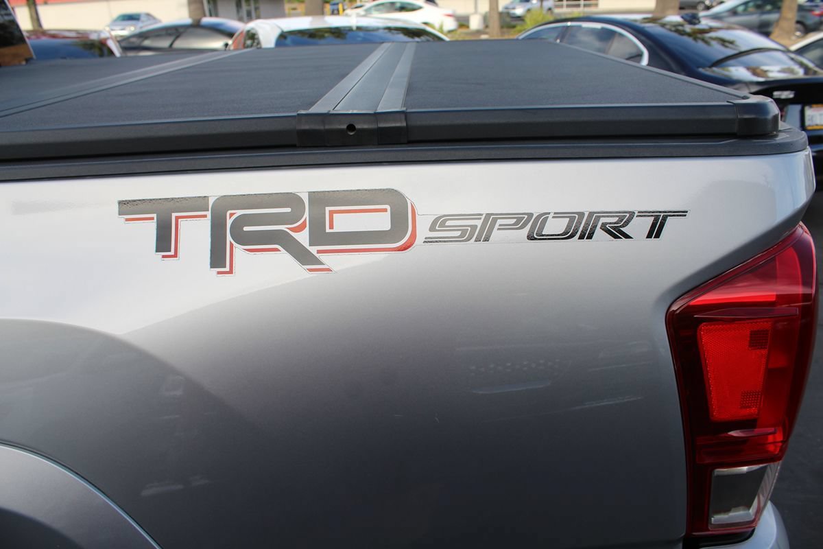 Used 2017 Toyota Tacoma TRD Sport RWD image 15