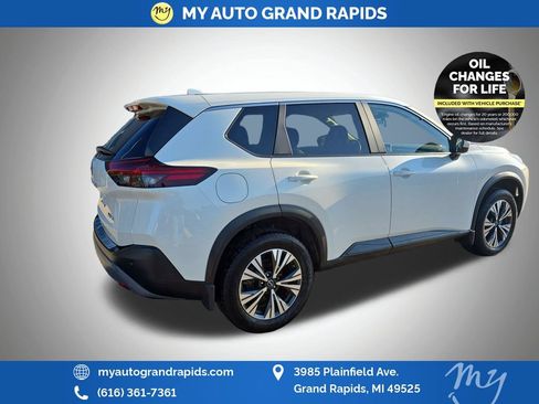 Used 2023 Nissan Rogue SV AWD/4WD image 7