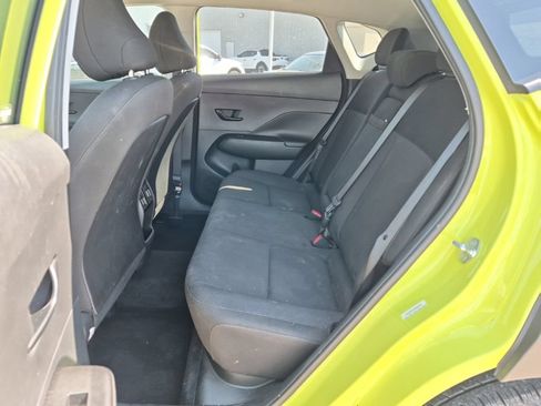 Used 2025 Hyundai Kona SEL FWD image 11