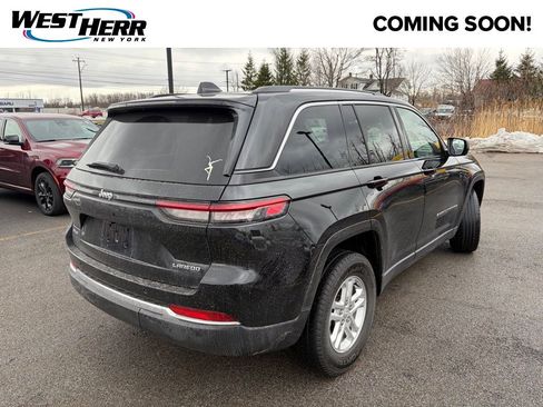 Used 2022 Jeep Grand Cherokee Laredo w/ Luxury Tech Group I image 7