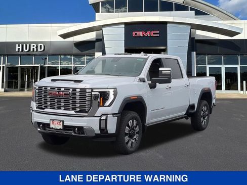 New 2026 GMC Sierra 3500 Denali w/ Denali Reserve Package AWD/4WD image 9