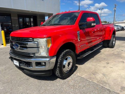 Used 2017 Ford F350 Lariat w/ Lariat Value Package image 1
