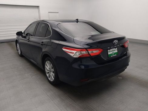 Used 2019 Toyota Camry LE FWD image 5