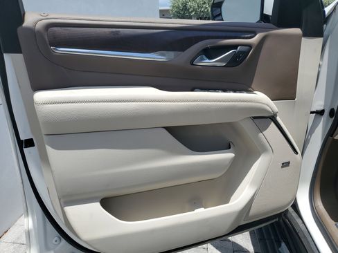Used 2021 GMC Yukon Denali AWD/4WD image 10