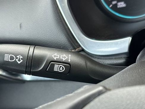 Used 2020 Chevrolet Traverse RS image 39