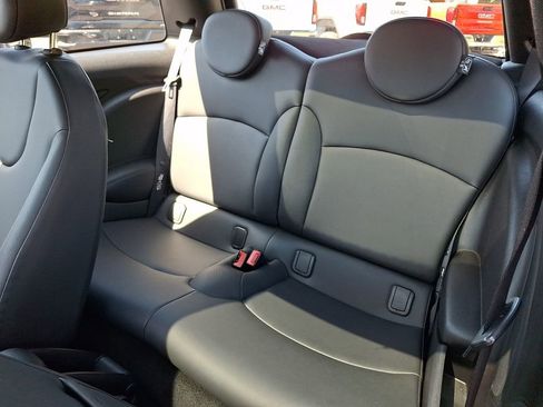 Used 2011 MINI Cooper Hardtop FWD image 13