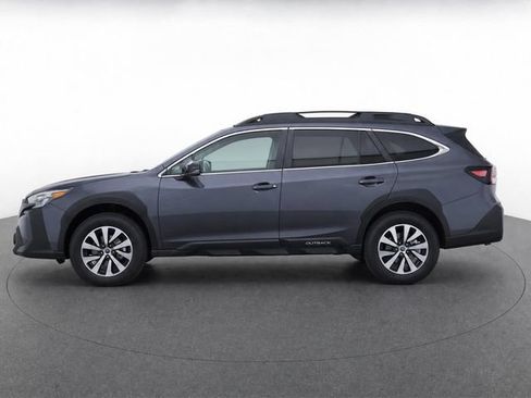 Used 2023 Subaru Outback Premium AWD/4WD image 6