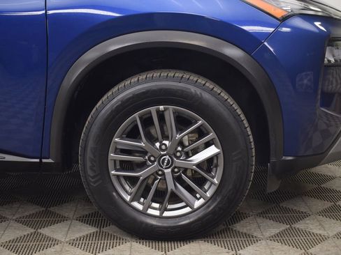 Used 2023 Nissan Rogue S image 27