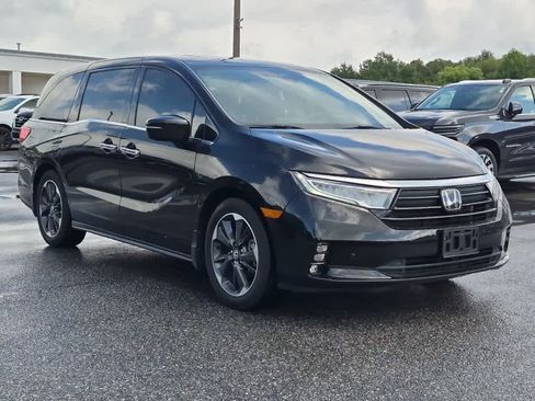 Used 2022 Honda Odyssey Elite image 3