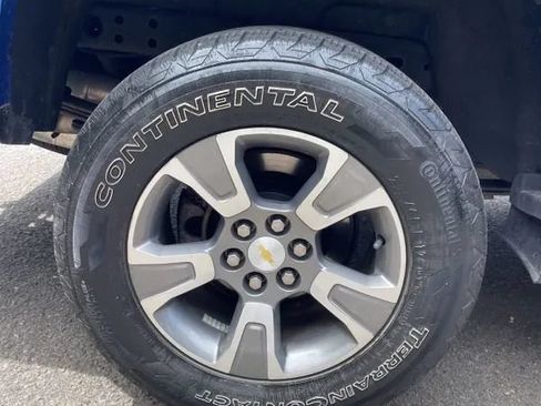 Used 2018 Chevrolet Colorado Z71 AWD/4WD image 18