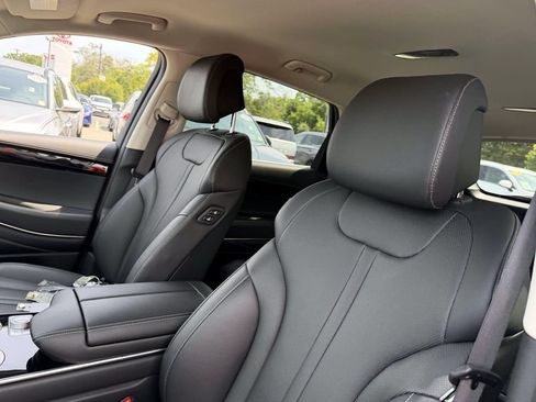 Certified 2026 Genesis GV80 2.5T AWD/4WD image 10