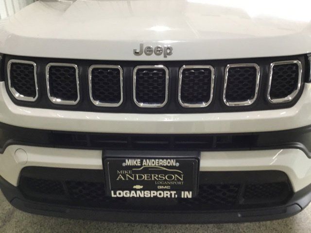 Used 2024 Jeep Compass Latitude AWD/4WD image 20
