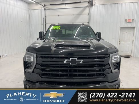 Used 2025 Chevrolet Silverado 2500 High Country w/ Midnight Edition image 7