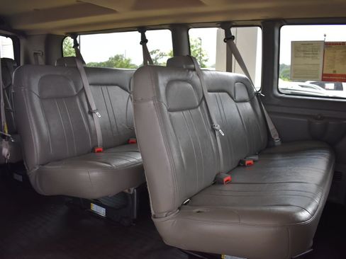 Used 2024 Chevrolet Express 3500 LS RWD image 13