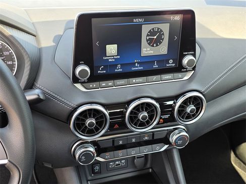 New 2025 Nissan Sentra SV image 9