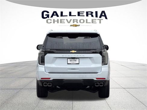 New 2026 Chevrolet Suburban High Country image 6