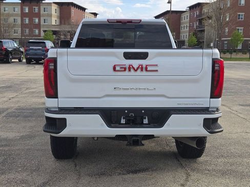 New 2026 GMC Sierra 3500 Denali w/ Denali Reserve Package AWD/4WD image 13