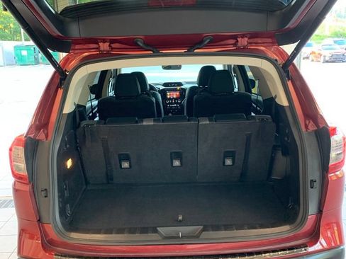 Used 2022 Subaru Ascent Onyx Edition AWD/4WD image 9