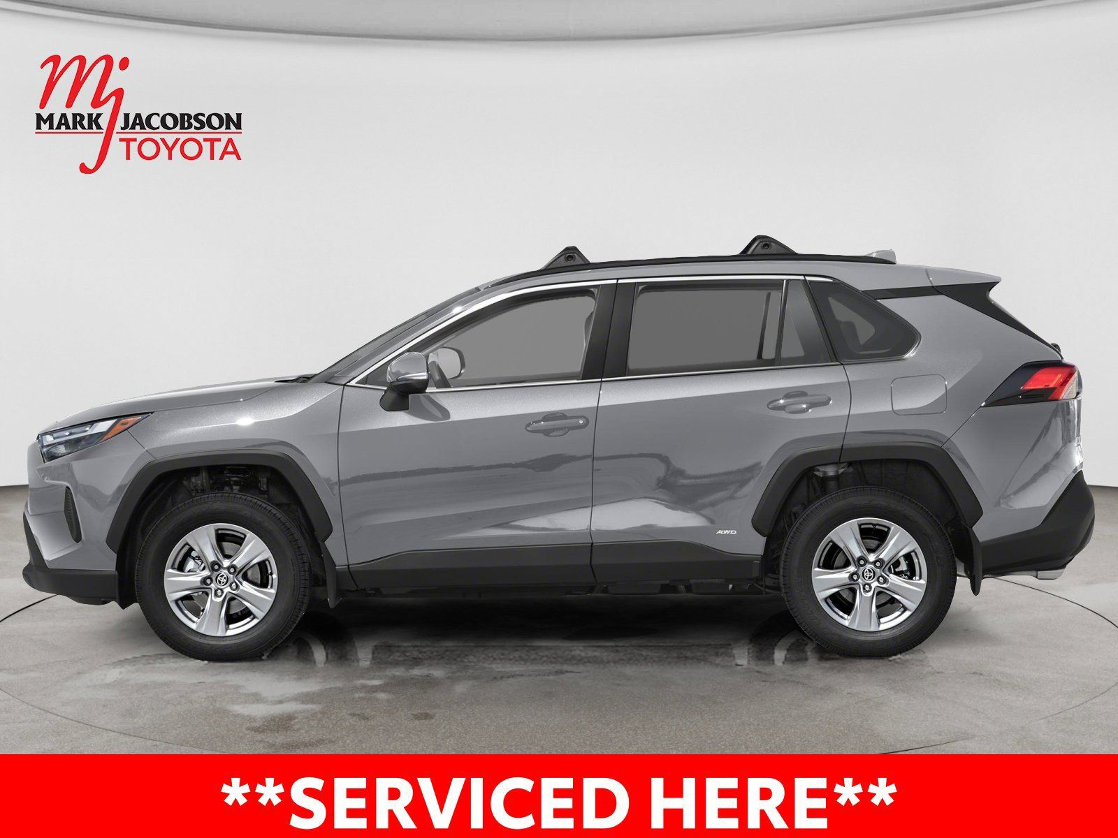 Used 2025 Toyota RAV4 XLE w/ Convenience Package AWD/4WD image 5