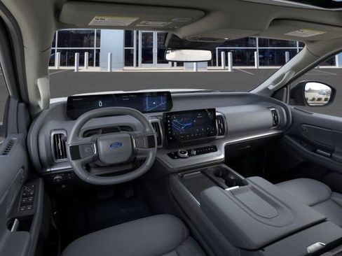 New 2025 Ford Expedition Active AWD/4WD image 9