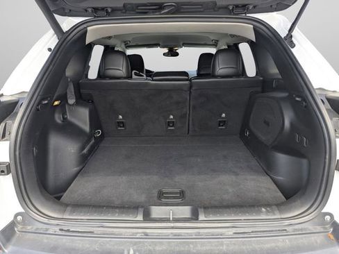 Used 2019 Jeep Cherokee Limited w/ Technology Group image 19