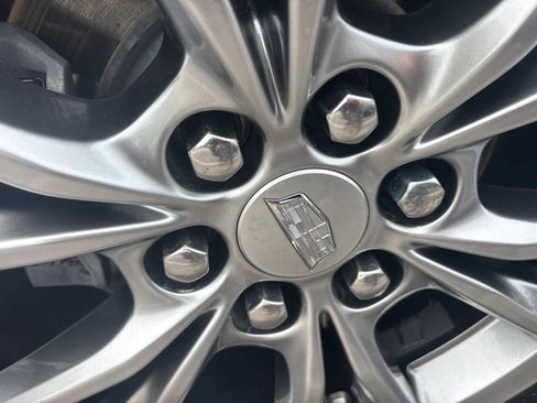 Used 2021 Cadillac XT5 Premium Luxury FWD image 10