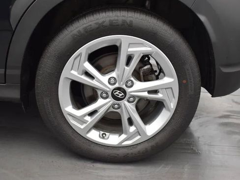 Used 2023 Hyundai Kona SEL image 35