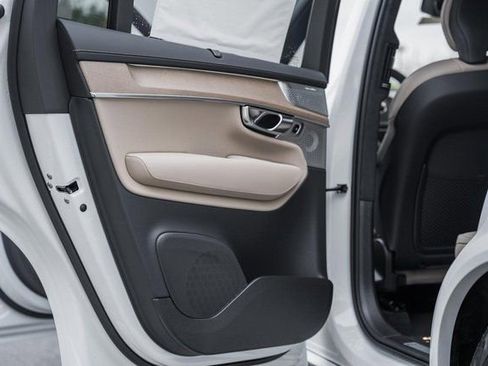 New 2026 Volvo XC90 B6 Ultra w/ Lounge Package image 34