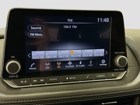 Used 2023 Nissan Rogue S AWD/4WD image 21